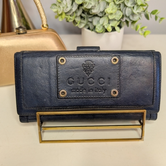 Gucci Vintage, Rare Navy Leather Wallet EUC w/ COA! - Picture 2 of 14